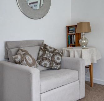 Cirencester Apartment | Katrinas Apartment By Treetop Property