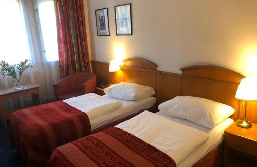 Kosire Hotel | Kavalir