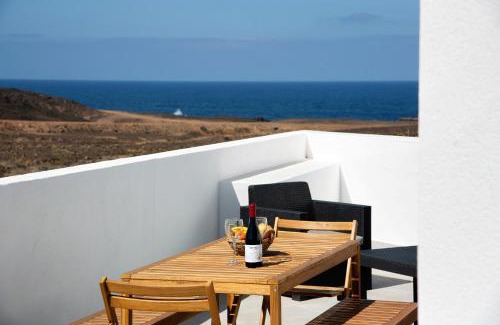 La Santa House | Kay 4