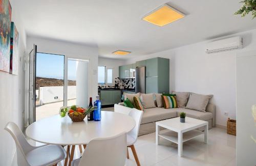 La Santa House | Kay 4