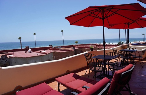 Las Gaviotas Villa | Kayaks/Surfboards/SUPs - Endless Summer Villa