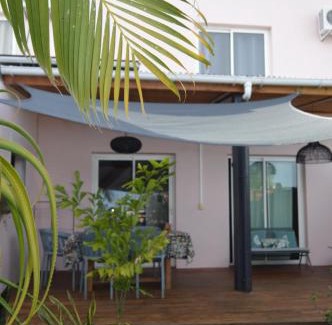 Saint-Leu House | KAZUBUNTU