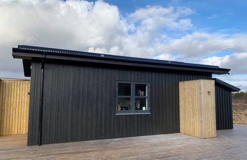 Selfoss Cottage | Kerengi Cottage – Modern Cozy Cabin Built 2024, Heart of Golden Circle Iceland