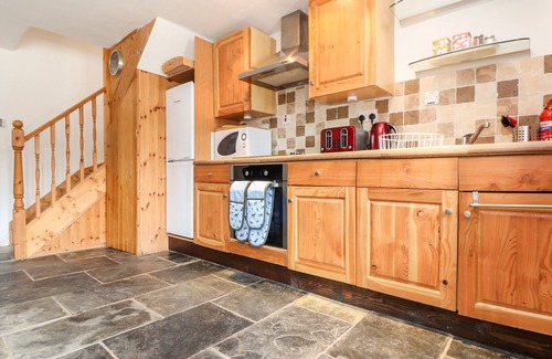 Liskeard House | KEEPERS COTTAGE, pet friendly, character holiday cottage in Liskeard