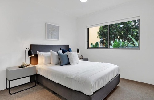 Kelvin Grove Apartment | Kelvin Grove Sanctuary - 2BR 2BA w Private Balcony M13