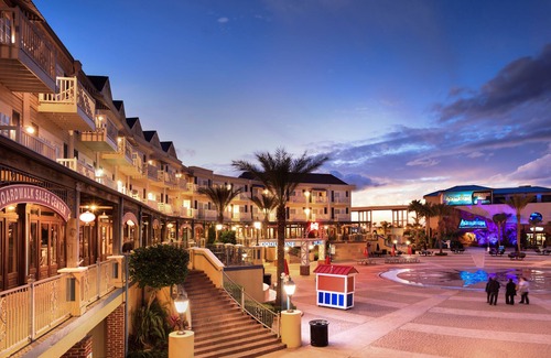 Clear Lake Shores Hotel | Kemah Boardwalk Inn