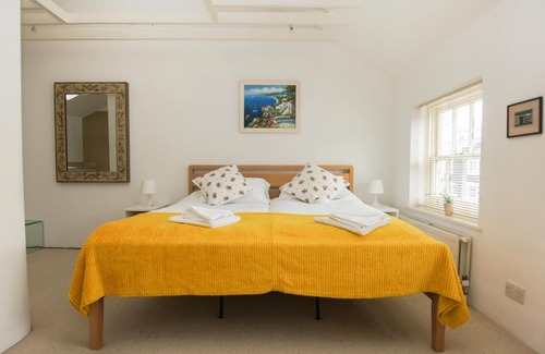Kemptown House | Kemp Town Mews - Parking - by Brighton Holiday Lets
