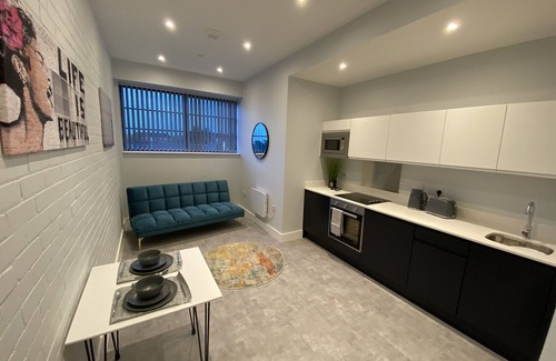 Liverpool Apartment | Kempston Suites Liverpool Apartment 1