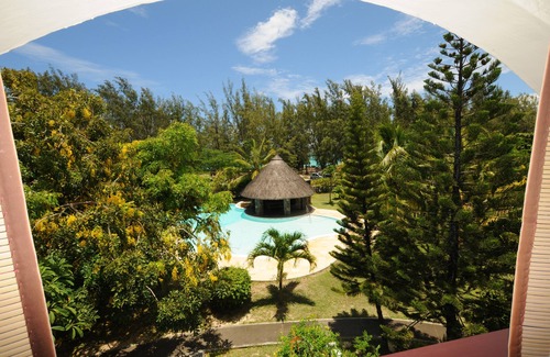 Bain Boeuf House | Ken 18 in a beautiful private complex with swimming pool, 50m from the beach