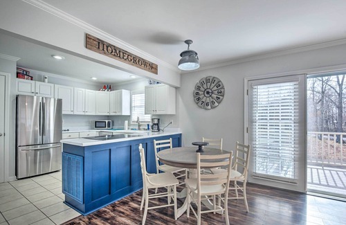 Gilbertsville Cottage | Kentucky Lake Vacation Rental Near Marina!