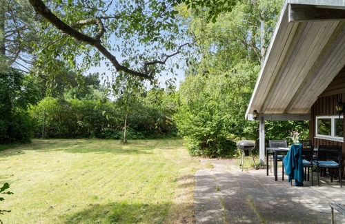 Hoeve Strand House | "Kerrin" - 300m from the sea by Interhome