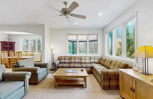 Jeffersonville Apartment | Kestrels Unit #16