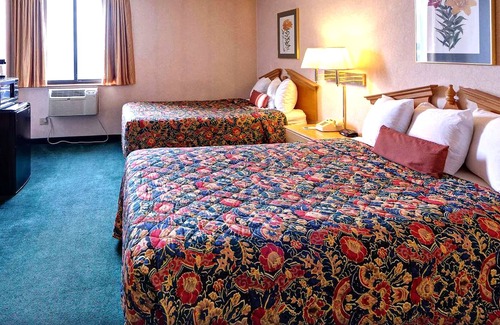 Roseville House | Key Inn Roseville - 2 Double Bed Non-Smoking