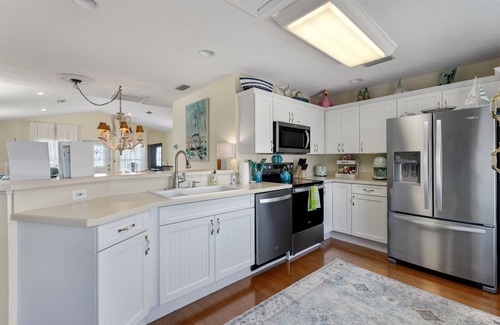 Cedar Key House | Key Lime Cottage! Golf Cart Inc. Summer Special!