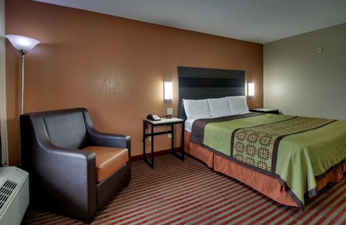 Millbrook Hotel | Key West Inn - Millbrook