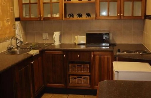 Greater Johannesburg Metropolitan Area House | Khaya Africa Guesthouse and Spa