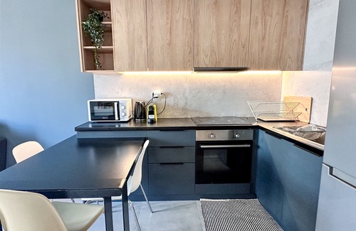 Petralona Apartment | Kia's Place - A Charming 2 Bedroom Apartment In Athens Center