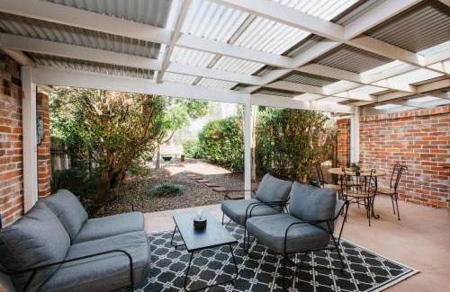 Central Mudgee House | Kialla Cottage - An Idyllic Country Escape