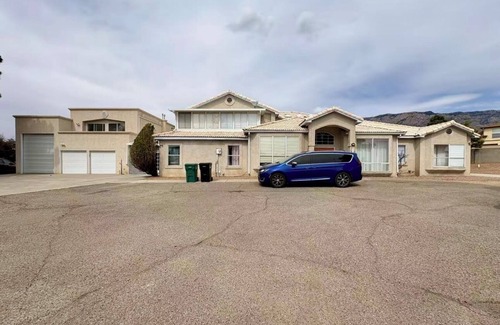 North Albuquerque Acres House | Kids Friendly Private 3 Bedroom Suite Large Pool Near Tramway and Balloon Park