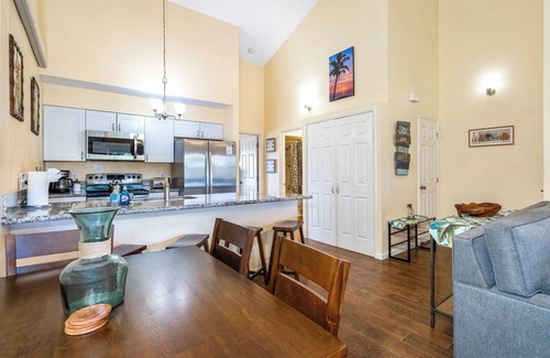 Kihei Condo | Kihei Bay Vista #C-206 Across from Beach, NEW Split A/C Throughout