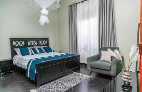 Nakaseke Apartment | KiNaO