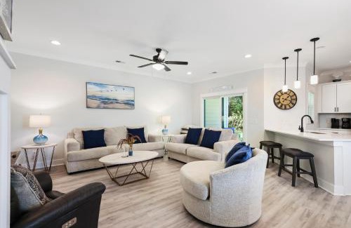 Spanish Wells House | King 2 Queens 3 Doubles Foldout Stainless Steel Beach Gear included