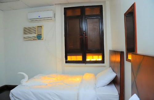 Qasr an-Nil Hotel | King palace castle hotel