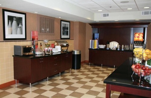 North Las Vegas Apartment | King Room Near Life Storage LAS