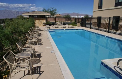 North Las Vegas Apartment | King Room Near Life Storage LAS