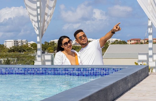 Grace Bay Apartment | King Size Bedroom - TheSuites@MrGroupers