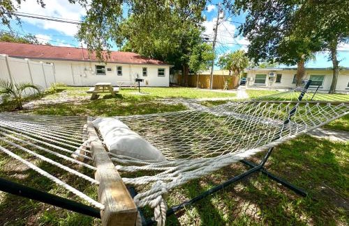 Clearwater Apartment | King Studio 10 Min To Beach J09