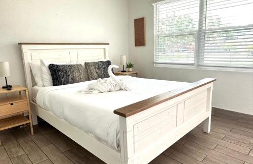 Clearwater Apartment | King Studio 10 Min To Beach J09