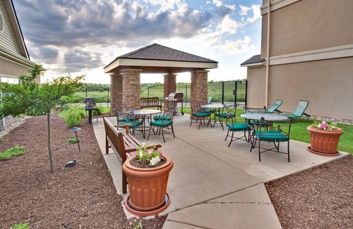 Davenport Condo | King Suite | Perfect for Business Travelers