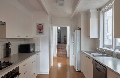 Fitzroy House | King William Terrace Classic Fitzroy Style
