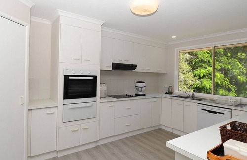 Toogoom House | Kingfisher by the Sea