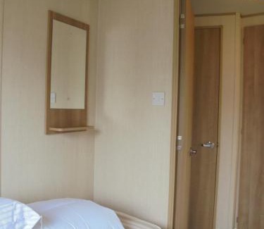 Ingoldmells House | Kingfisher Ingoldmells Horizon KF 8 berth heated