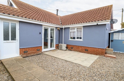 Great Yarmouth Cottage | Kingfisher Lodge