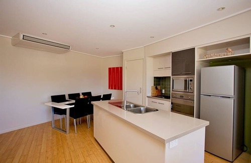 Agnes Water Apartment | Kingfisher - Three-Bedroom Beachside Escape in Agnes Water, with Heated Communal Pool