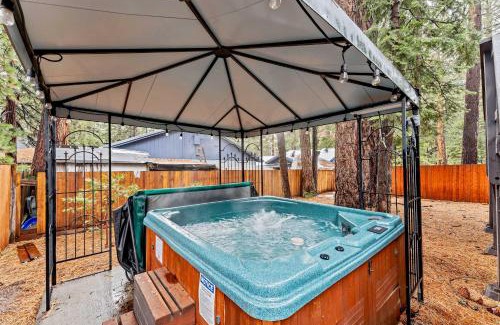 Kings Beach House | Kings Beach Cabin Private Hot Tub, Near Lake & Ski