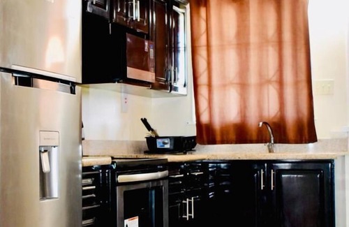 Saint Andrew Apartment | Kingston Guest Apartment at El Gabriel