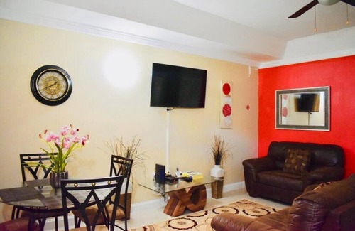 Saint Andrew Apartment | Kingston Guest Apartment at El Gabriel