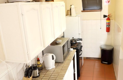 Umhlanga House | Kingston Place Guest House
