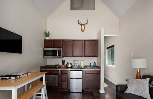 Columbia Falls Cabin | Kintla at 406 Glacier Cabins