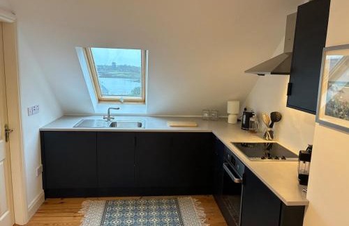 Kinvara Apartment | Kinvara harbour retreat