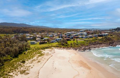 Kioloa House | Kioloa Merry Beach Front Gem