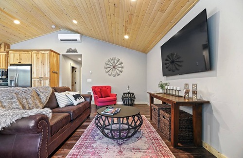 Cle Elum Cabin | Kirby's Cabin by the Lake