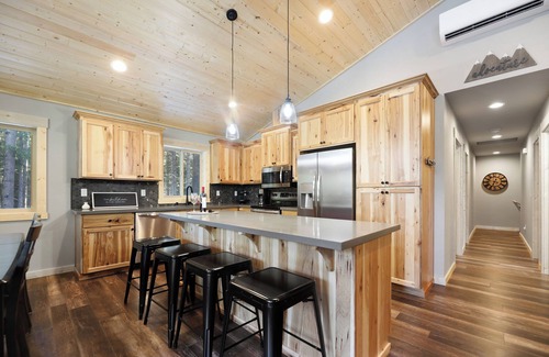 Cle Elum Cabin | Kirby's Cabin by the Lake