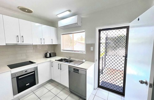 Wongaling Beach Apartment | Kirrama 4 ~ Family Beachside Escape