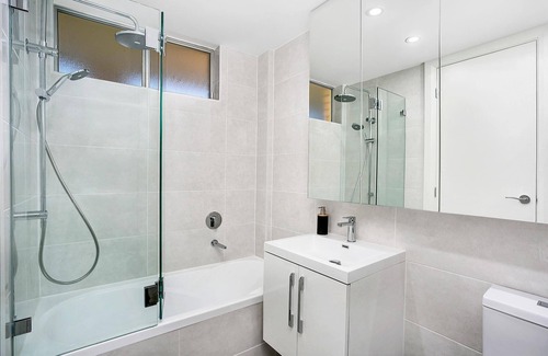 Kirribilli Apartment | Kirribilli - CBEL2 - Carabella - Top-Floor 1BR with Harbour Views Balcony Near Kirribilli Village