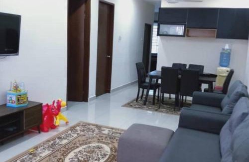 Kampung Kedai Lalat House | KITAKAYA Homestay Kota Bharu - 8 Pax